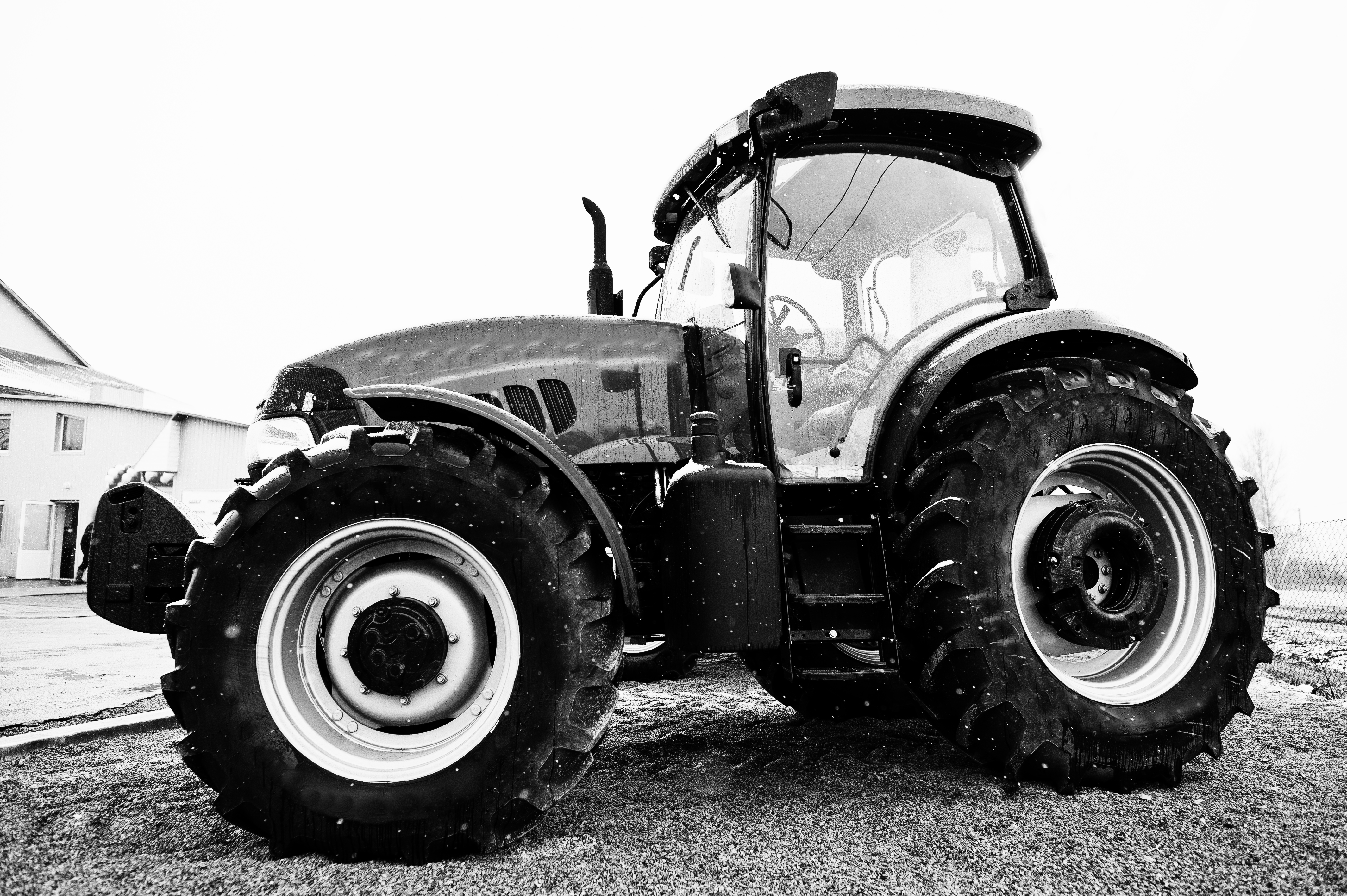Йошкаролинец "купил" у мошенников трактор за 152 тысячи рублей 