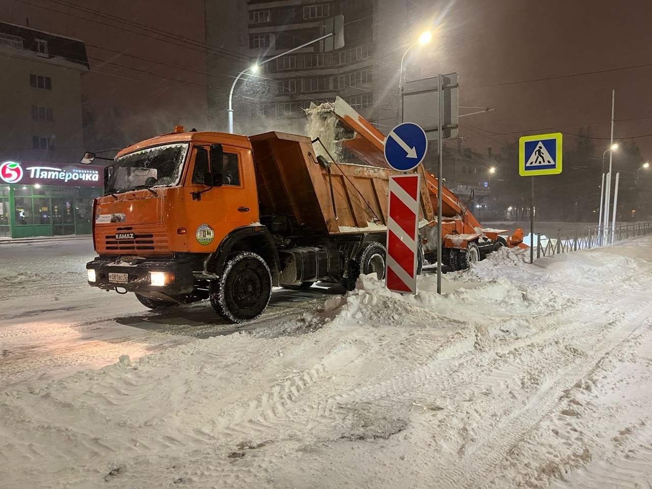 В Марий Эл круглосуточно ведётся расчистка дорог от снега