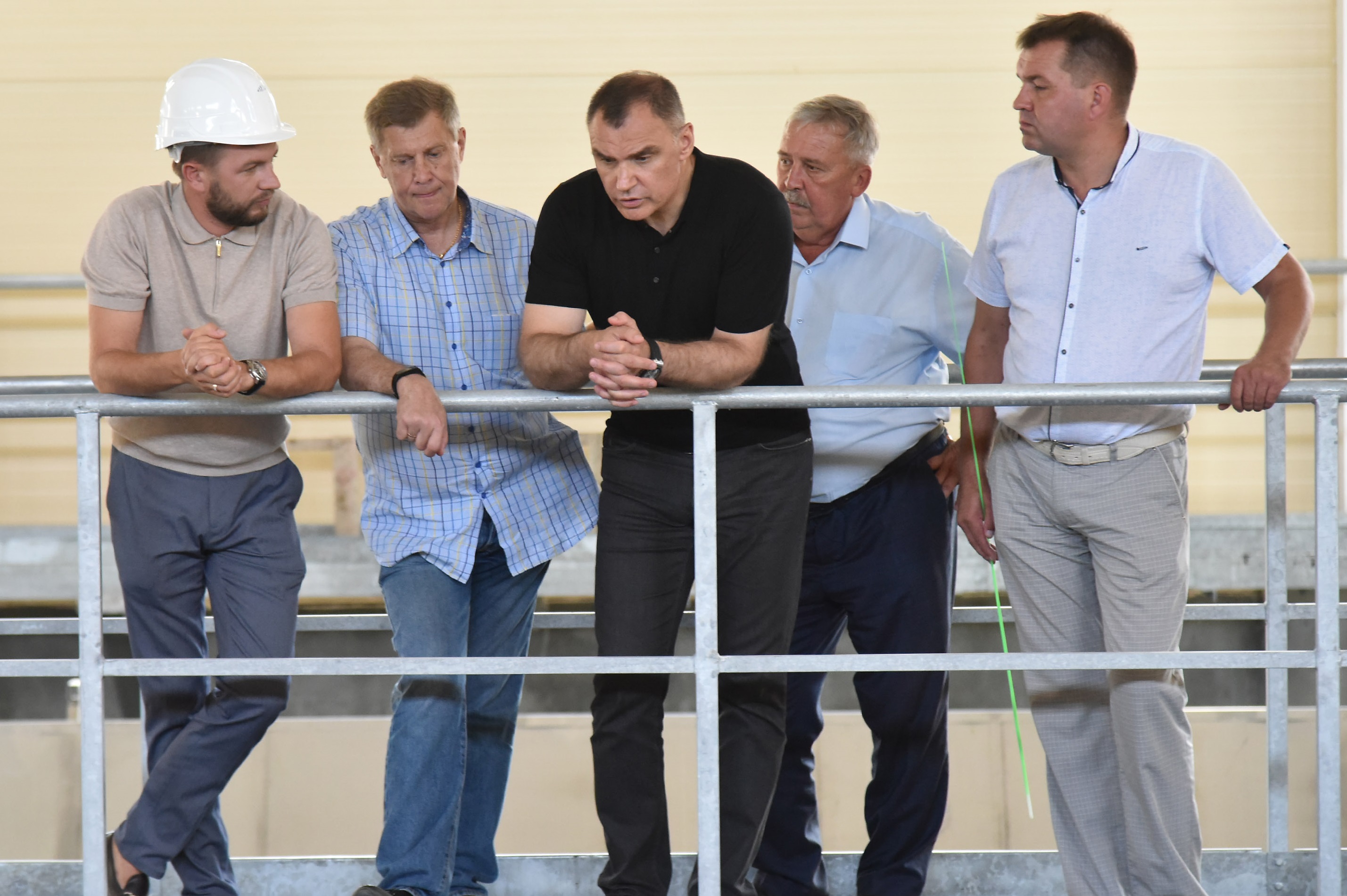 Юрий Зайцев оценил ход работ по реконструкции очистных сооружений в Звенигове
